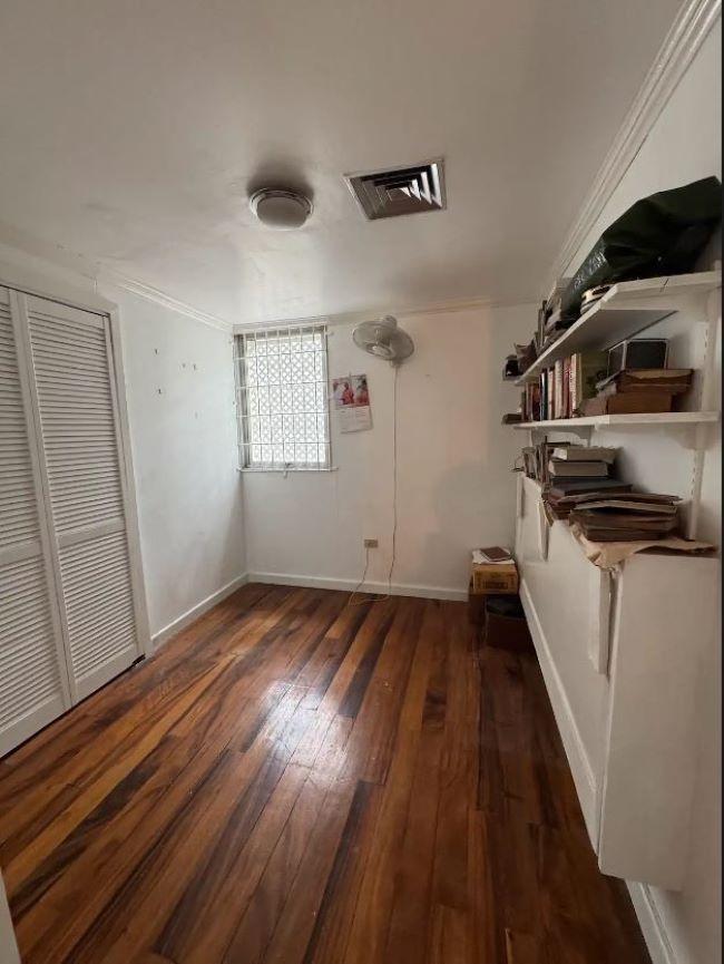 Spacious-Waterfront-Apartment-for-Sale-in-St.-Andrew-Jamaica Tenth image of 5- Ocean Towers, Ocean Blvd in Kingston 3, St. Andrew, Jamaica - property is For Sale