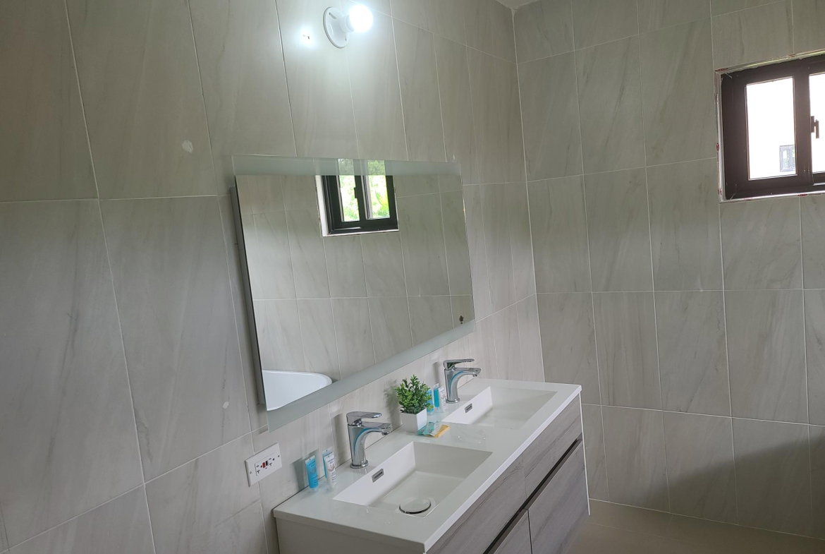 Eighteenth image of th 2- Ocho Rios Country Club in Ocho Rios, St. Ann, Jamaica - property is For Sale