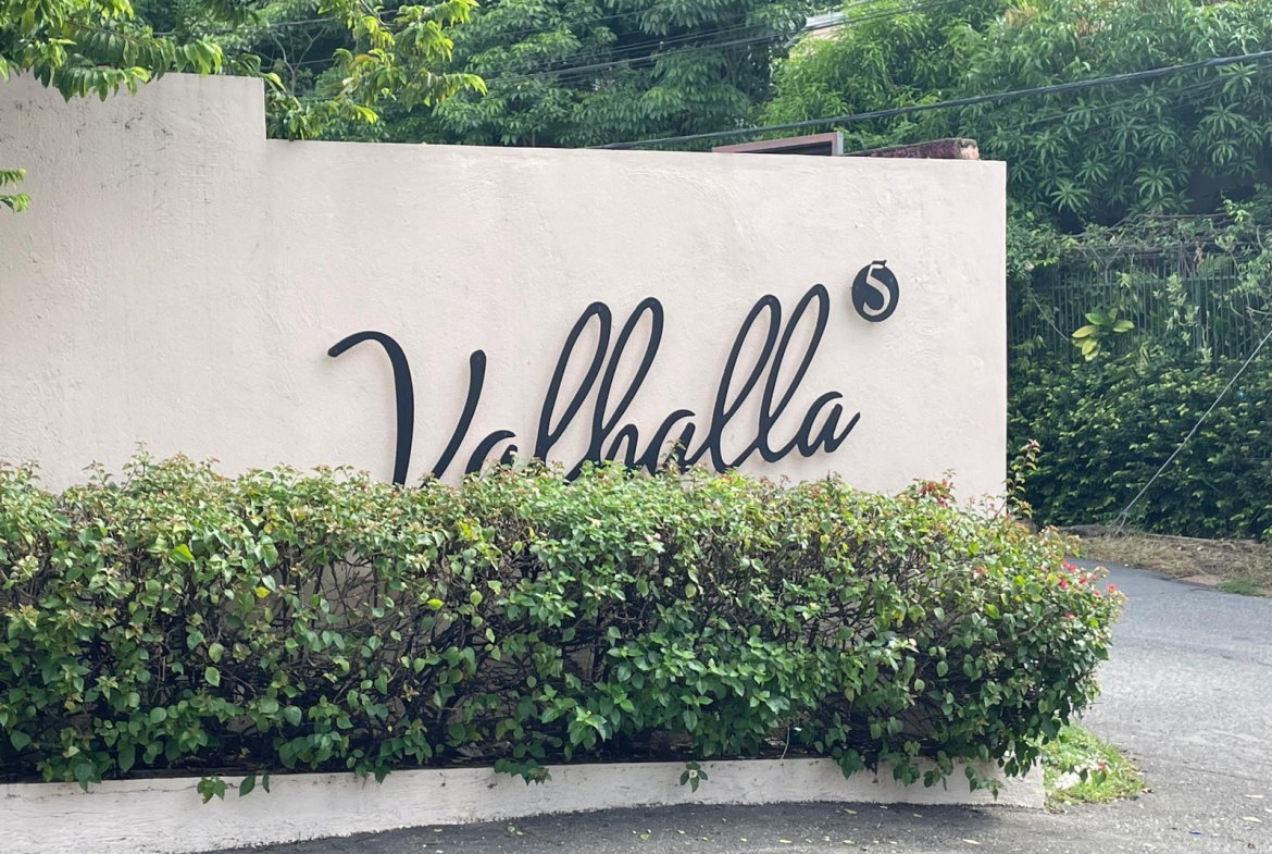 First image of 5 Graham Heights in Kingston 8, St. Andrew, Jamaica - property is For Sale