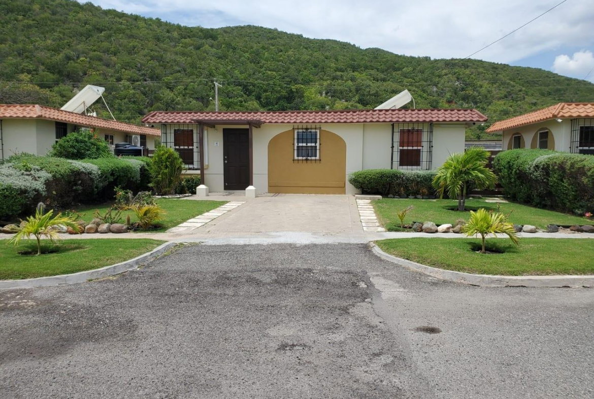 First image of 4 Morgans Drive, Bay Front in Bridgeport, St. Catherine, Jamaica - property is For Sale