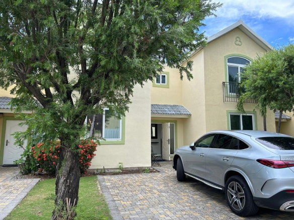 First image of th 26-17 East Kings House Road, ki in Kingston 6, St. Andrew, Jamaica - property is For Sale