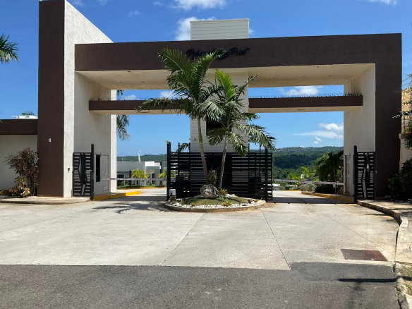 First image of 47 Pyramid Point in Ocho Rios, St. Ann, Jamaica - property is For Sale