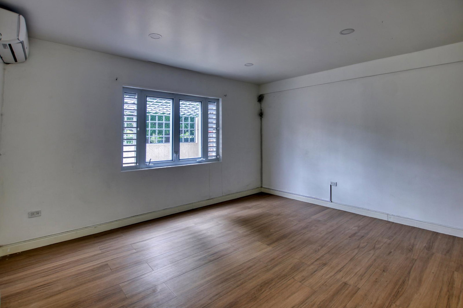 Fifteenth image of 22 Waterloo Avenue in Kingston 10, St. Andrew, Jamaica - property is For Sale