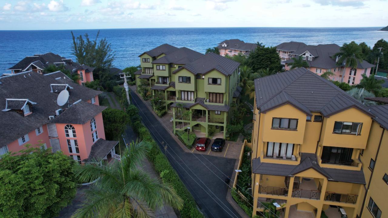 Stunning-3-Level-Penthouse-for-Sale-in-Ocho-Rios-Crystal-Cove-Villa Fourth image of A9-121 Main Street, Ocho Rios in Ocho Rios, St. Ann, Jamaica - property is For Sale
