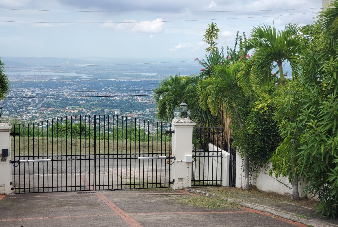 Thirtieth image of 3 Skyline Drive in Jacks Hill, St. Andrew, Jamaica - property is For Sale