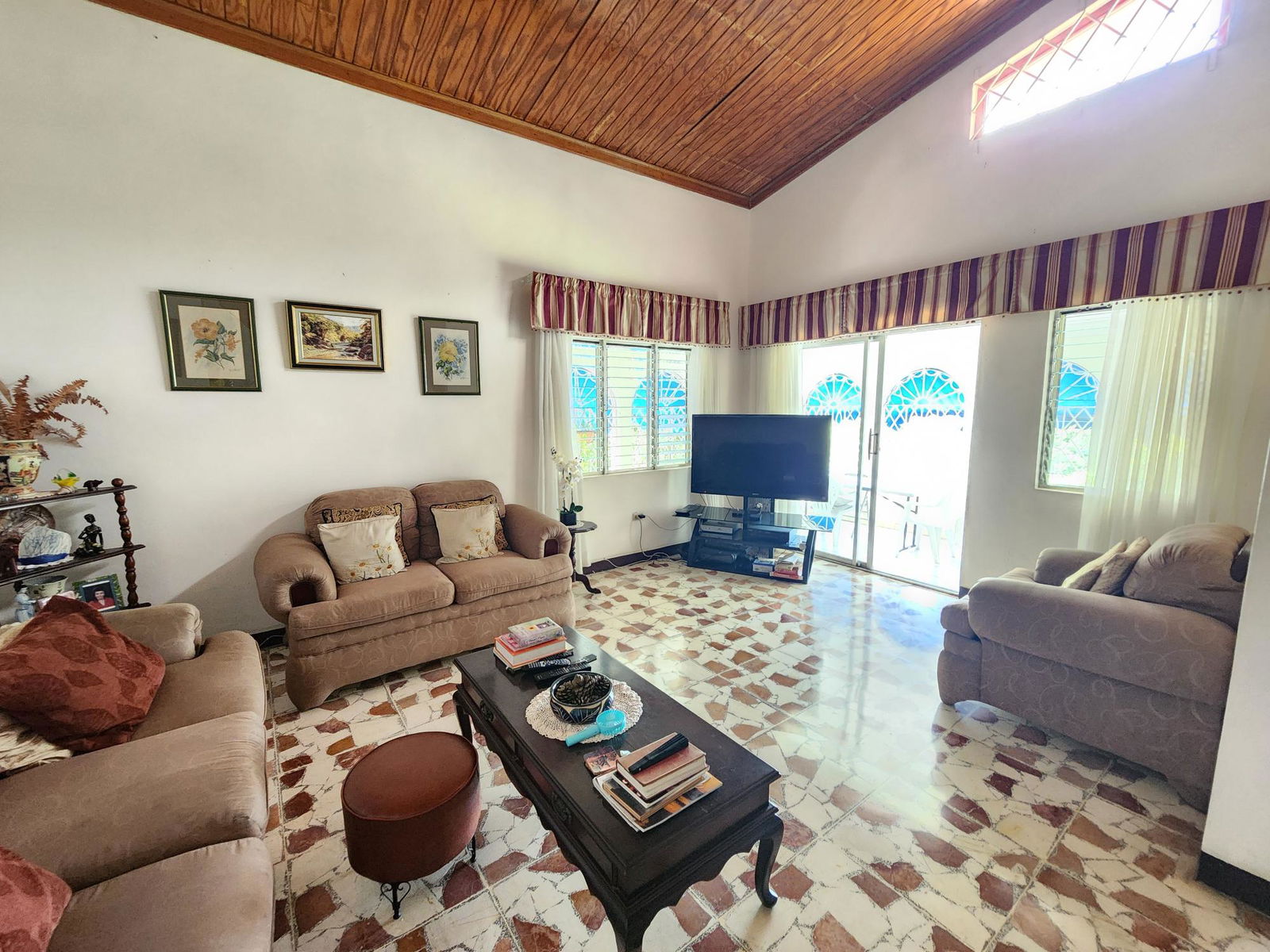 Fifteenth image of 23 Westmead Road, Belgrade h in Kingston 19, St. Andrew, Jamaica - property is For Sale