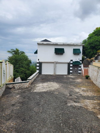 Eighteenth image of 5 w Armour Heights, Kgn 8 in Kingston 8, St. Andrew, Jamaica - property is For Sale