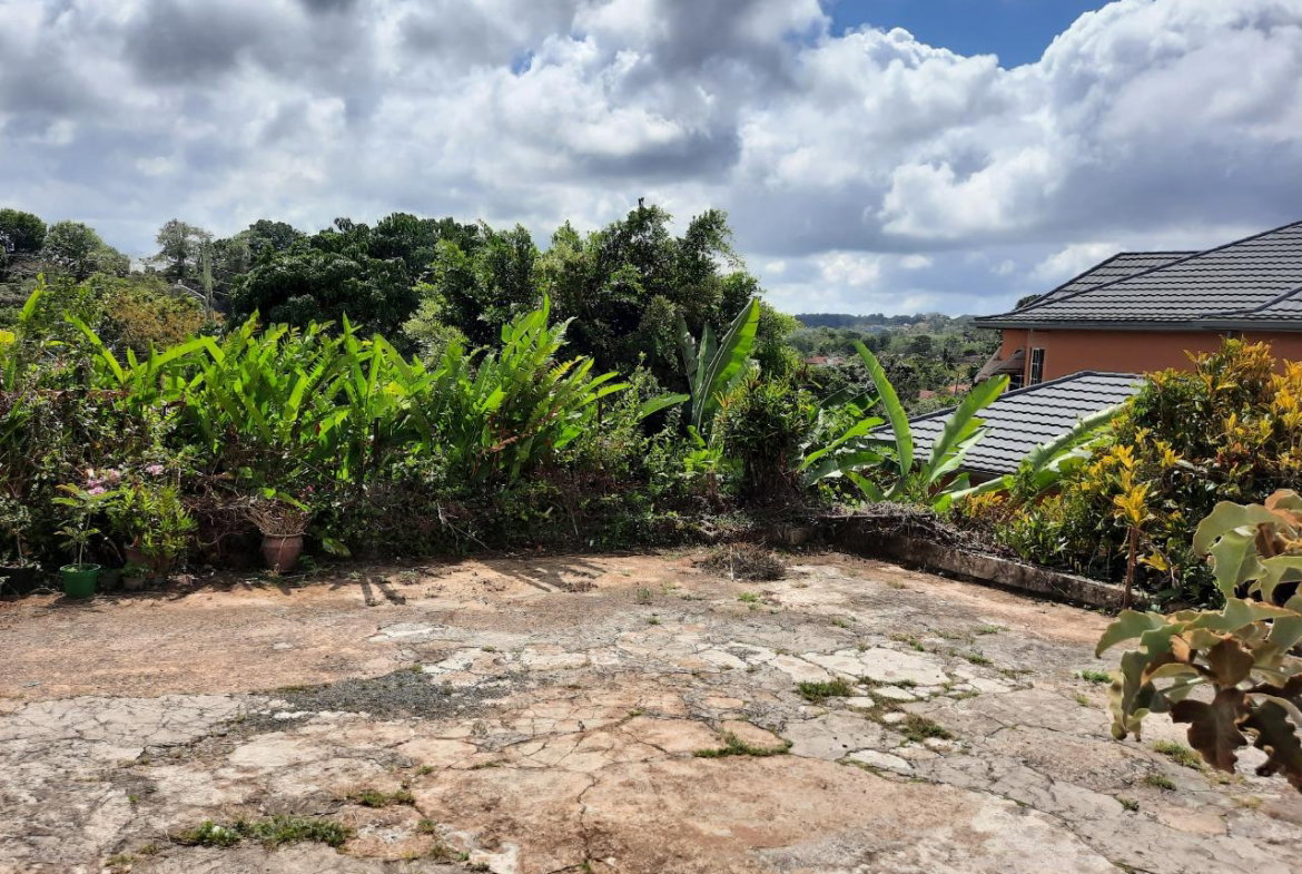 Tenth image of 16-1 Hillcrest Avenue in Mandeville, Manchester, Jamaica - property is For Sale