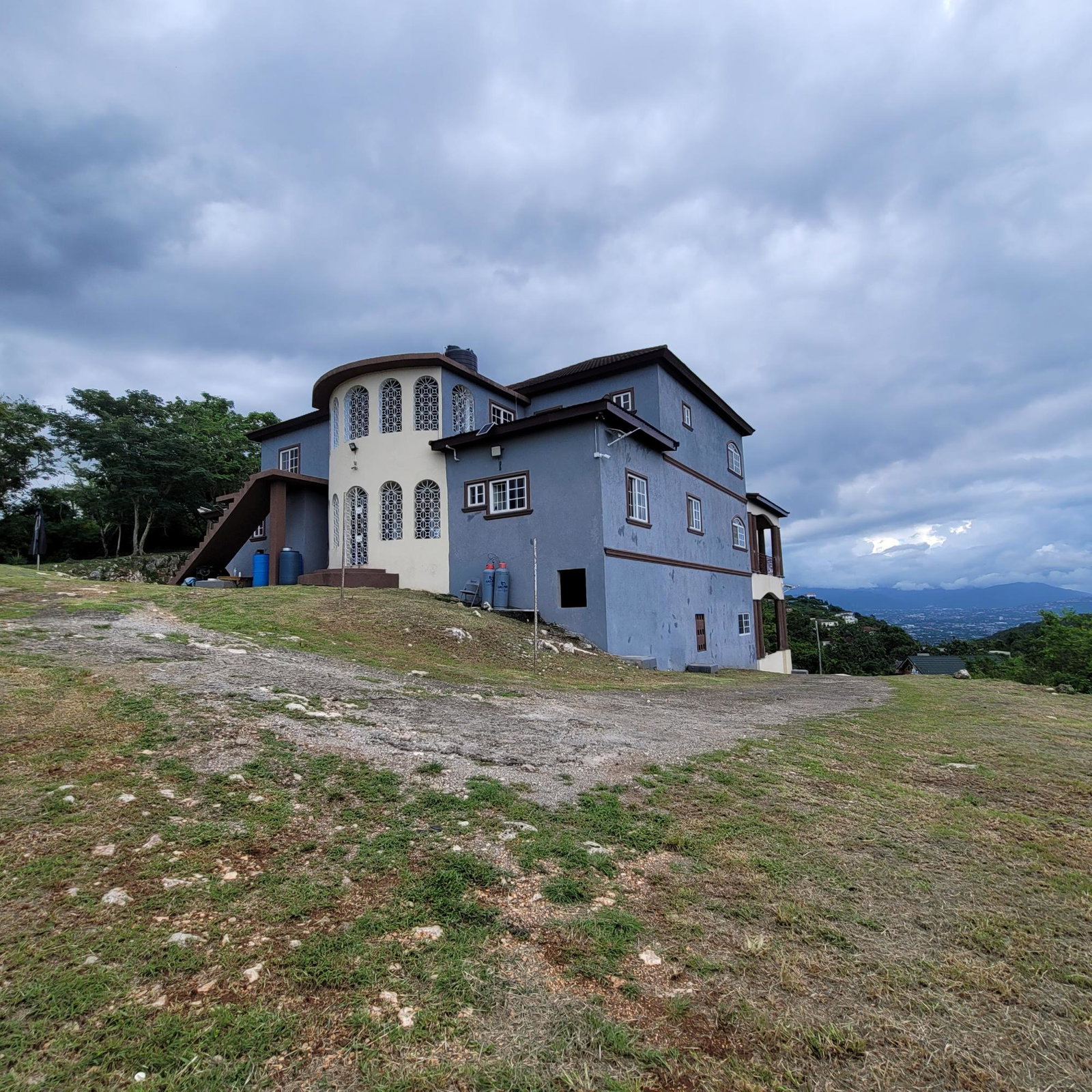 Fifth image of 40 Heffs Crescent in Belvedere, St. Andrew, Jamaica - property is For Sale