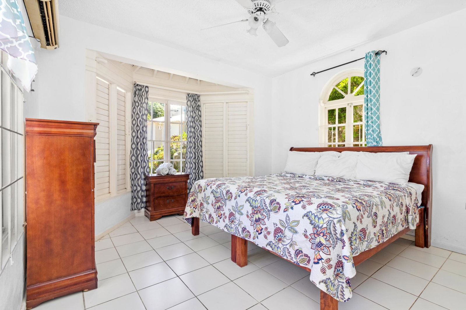 Sixteenth image of Block H6- Columbus Hgt Sky Castle in Ocho Rios, St. Ann, Jamaica - property is For Sale