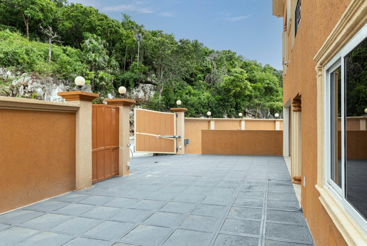 Eighth image of b- 202 Tom Cringle Drive in Kingston 19, St. Andrew, Jamaica - property is For Sale