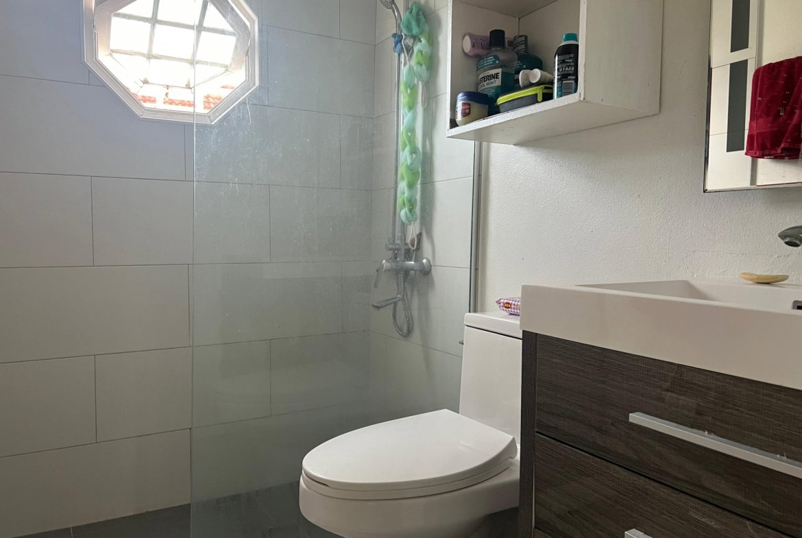 Fourth image of 405-114 Constant Spring Road in CONSTANT SPRING, St. Andrew, Jamaica - property is For Sale