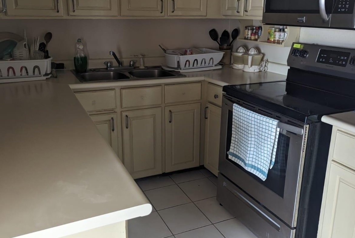 Fourth image of 17 Kingsway in Kingston 10, St. Andrew, Jamaica - property is For Sale