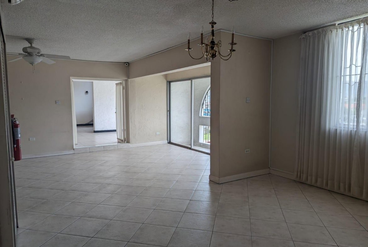 Sixth image of 17 Kingsway in Kingston 10, St. Andrew, Jamaica - property is For Sale