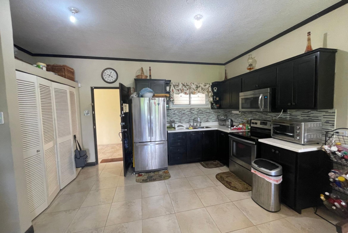 Seventeenth image of 14-19 Three Views Avenue in Kingston 19, St. Andrew, Jamaica - property is For Sale