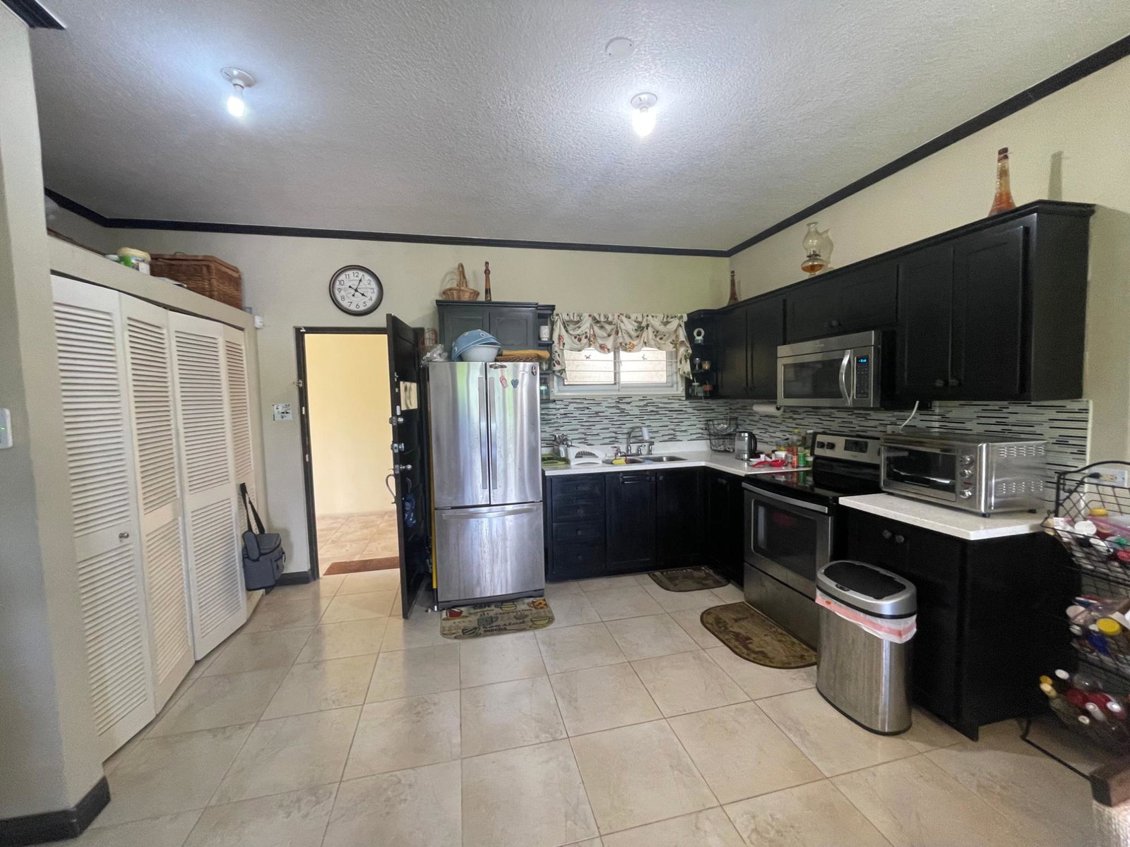 Seventeenth image of 14-19 Three Views Avenue in Kingston 19, St. Andrew, Jamaica - property is For Sale