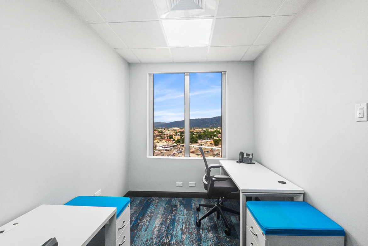 Seventh image of 1004-60 Knutsford Boulevard in Kingston 5, St. Andrew, Jamaica - property is For Rent