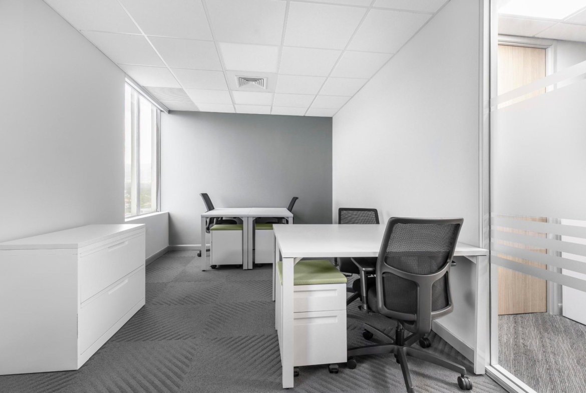 Sixth image of 942-60 Knutsford Boulevard in Kingston 5, St. Andrew, Jamaica - property is For Rent