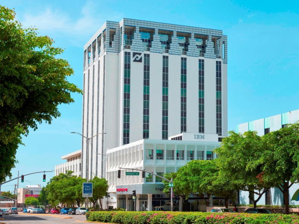 First image of 1004-60 Knutsford Boulevard in Kingston 5, St. Andrew, Jamaica - property is For Rent