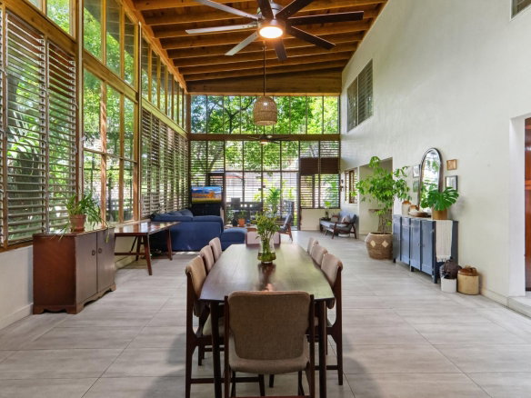 First image of 7 South Oakridge in Kingston 8, St. Andrew, Jamaica - property is For Sale