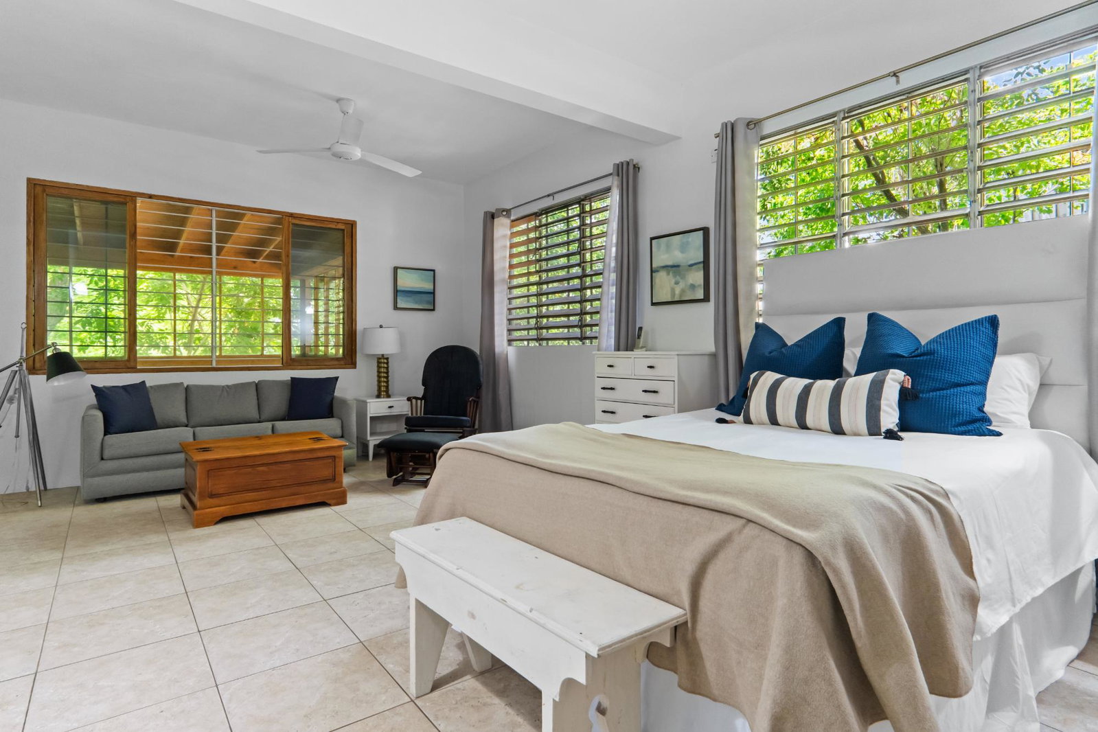 Ninth image of 7 South Oakridge in Kingston 8, St. Andrew, Jamaica - property is For Sale