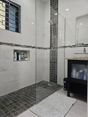 Fifteenth image of 4-7 Sunset Drive in Kingston 8, St. Andrew, Jamaica - property is For Sale