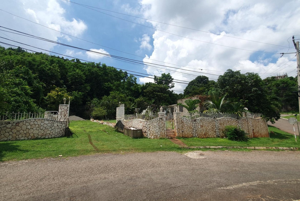 Ninth image of 236a Lord Nelson Drive in Kingston 19, St. Andrew, Jamaica - property is For Sale