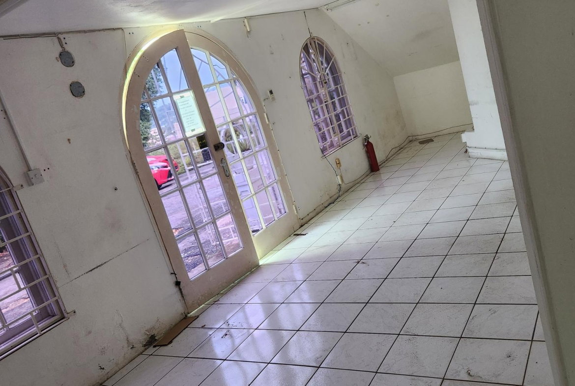 Fifth image of Columbus Heights, Ocho ri in Ocho Rios, St. Ann, Jamaica - property is For Rent