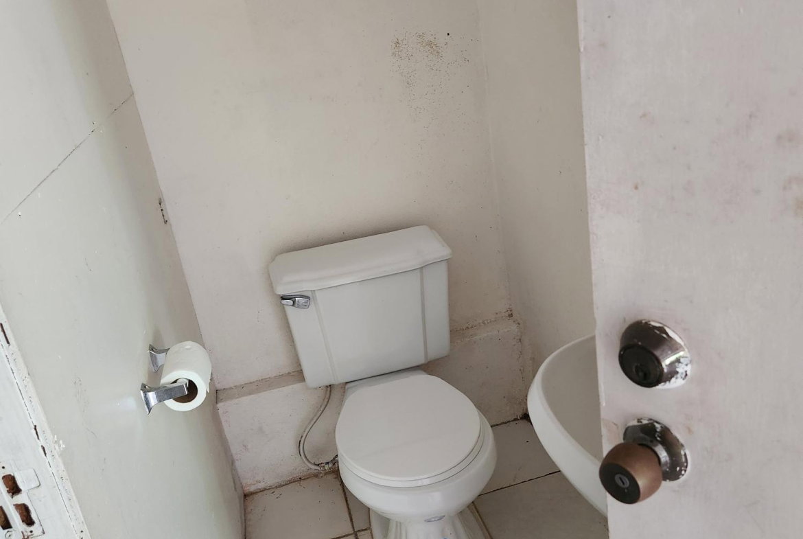Seventh image of Columbus Heights, Ocho ri in Ocho Rios, St. Ann, Jamaica - property is For Rent