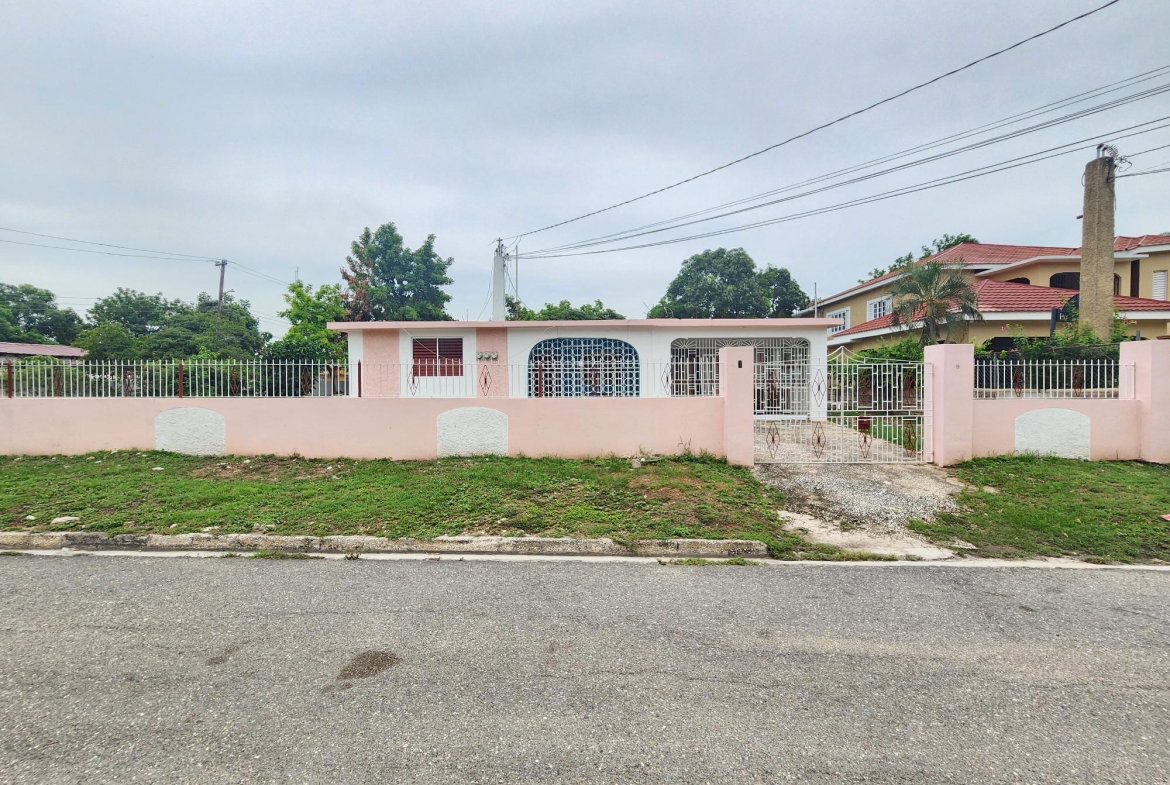 First image of 9 Warminister Drive in KINGSTON, Kingston, Jamaica - property is For Sale