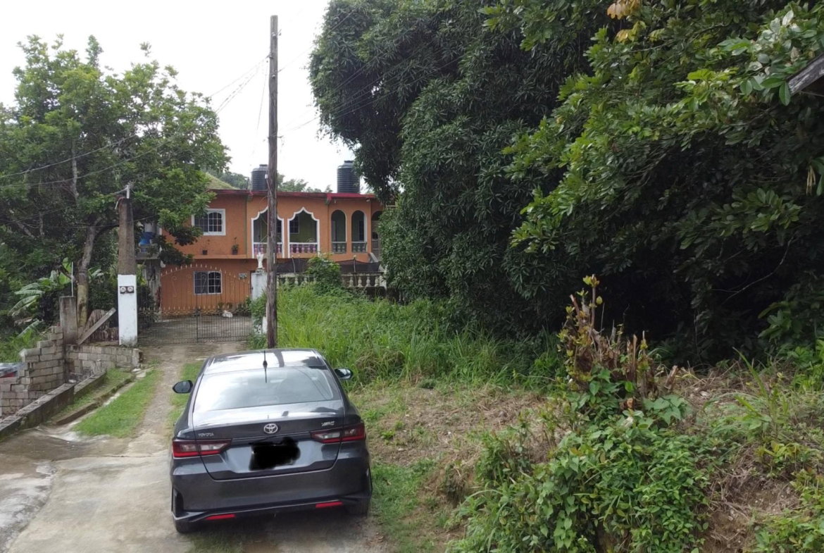Third image of Mount Ogle, Lawrence Tave in Lawrence Tavern, St. Andrew, Jamaica - property is For Sale