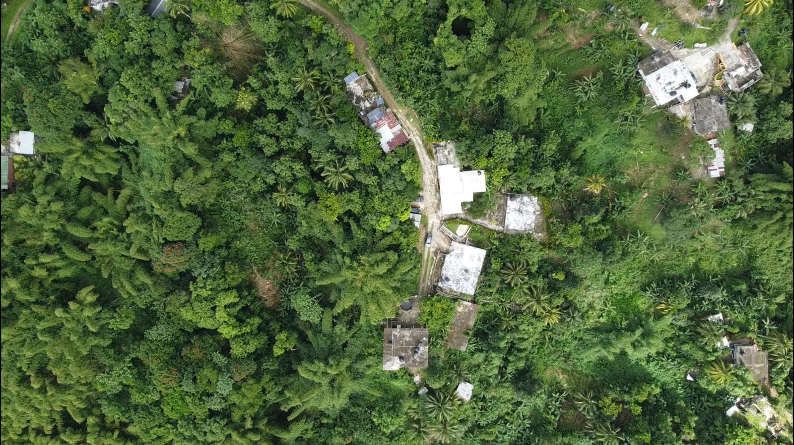 Seventh image of Mount Ogle, Lawrence Tave in Lawrence Tavern, St. Andrew, Jamaica - property is For Sale