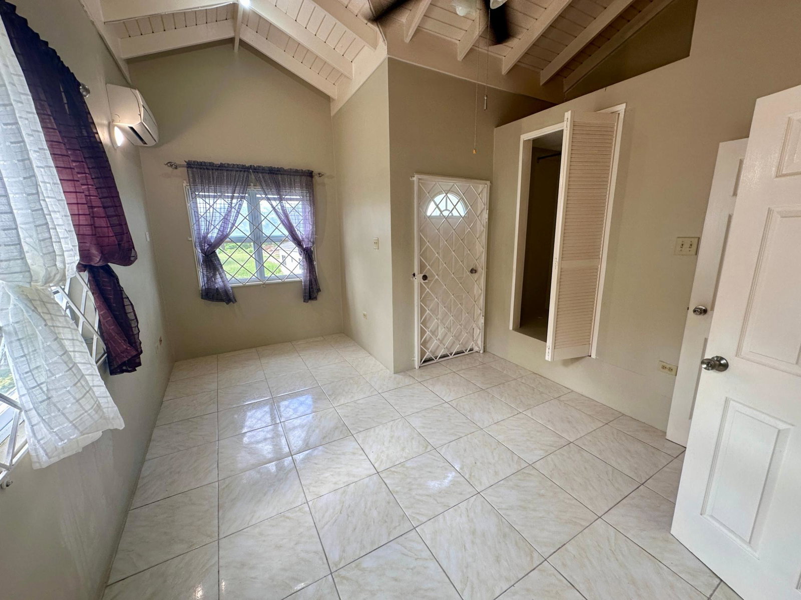 Nineteenth image of 731 Calabash Close, Belle Air in Runaway Bay, St. Ann, Jamaica - property is For Rent