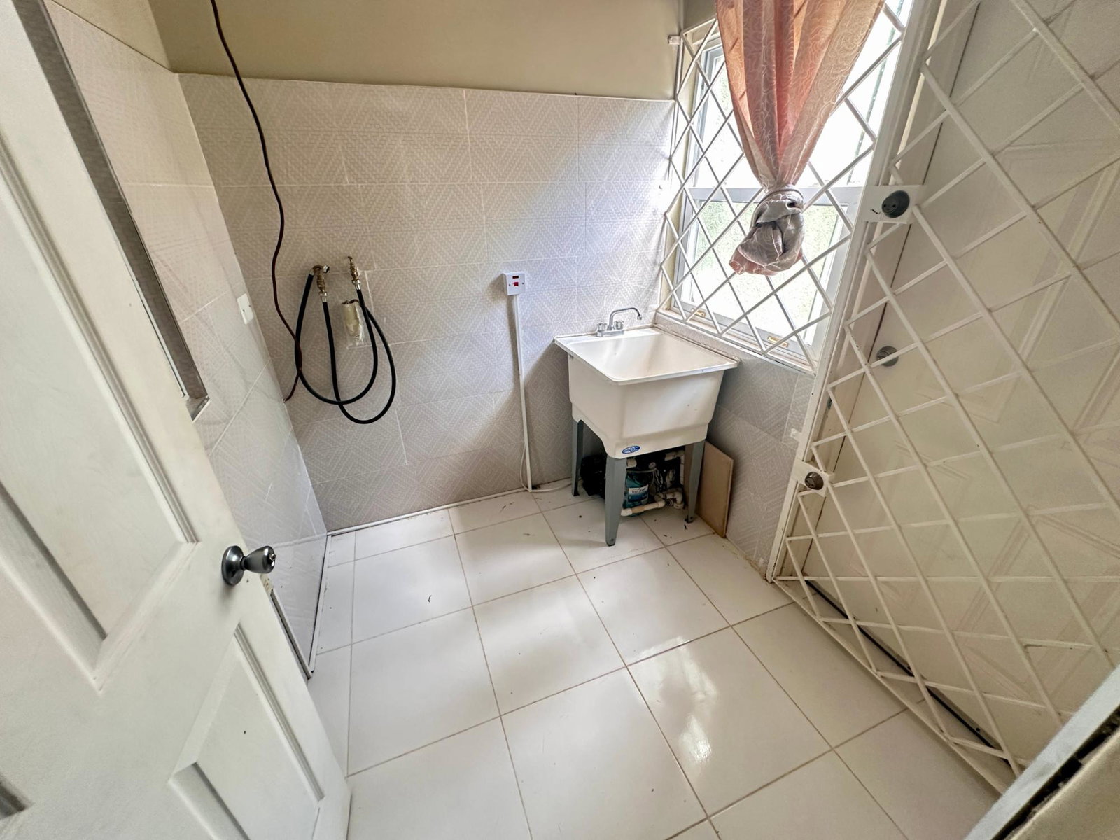 Seventh image of 731 Calabash Close, Belle Air in Runaway Bay, St. Ann, Jamaica - property is For Rent