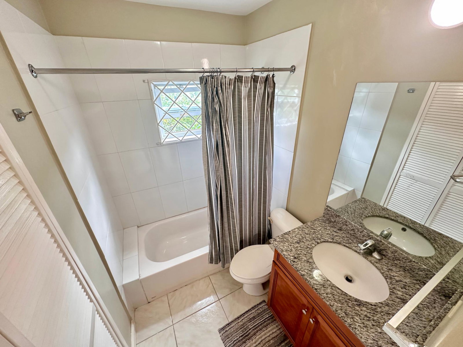 Tenth image of 731 Calabash Close, Belle Air in Runaway Bay, St. Ann, Jamaica - property is For Rent