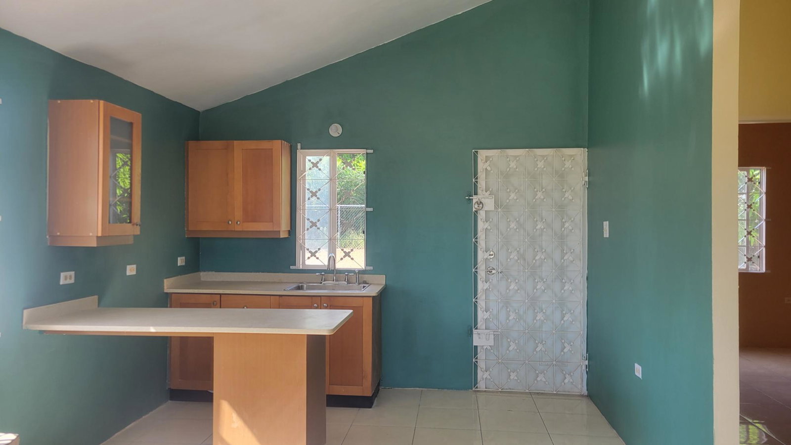 Seventh image of 853 New Harbour Village, ph 3 in Old Harbour, St. Catherine, Jamaica - property is For Rent