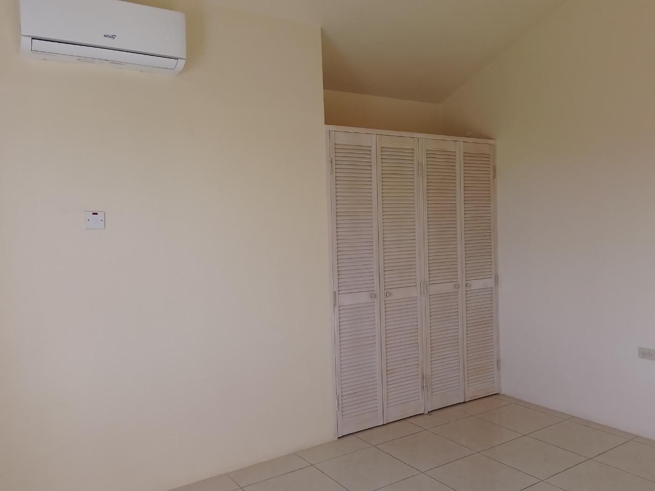 Sixteenth image of Lagoon Avenue in Greater Portmore, St. Catherine, Jamaica - property is For Rent