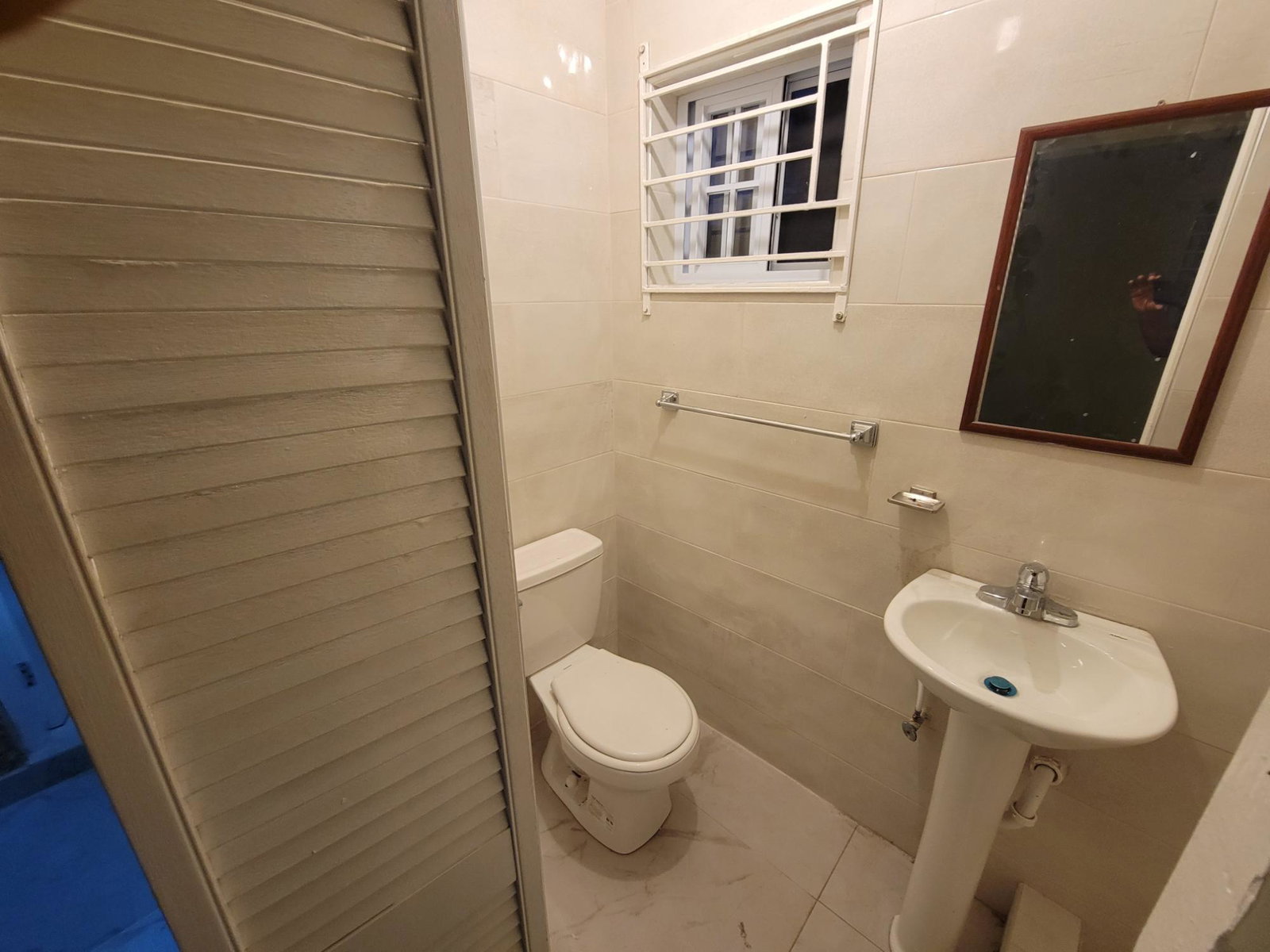 3-Bedroom-Apartment-for-Rent-in-St.-Andrew-19-Ottawa-Avenue Nineteenth image of 19 Ottawa Avenue in Kingston 6, St. Andrew, Jamaica - property is For Rent