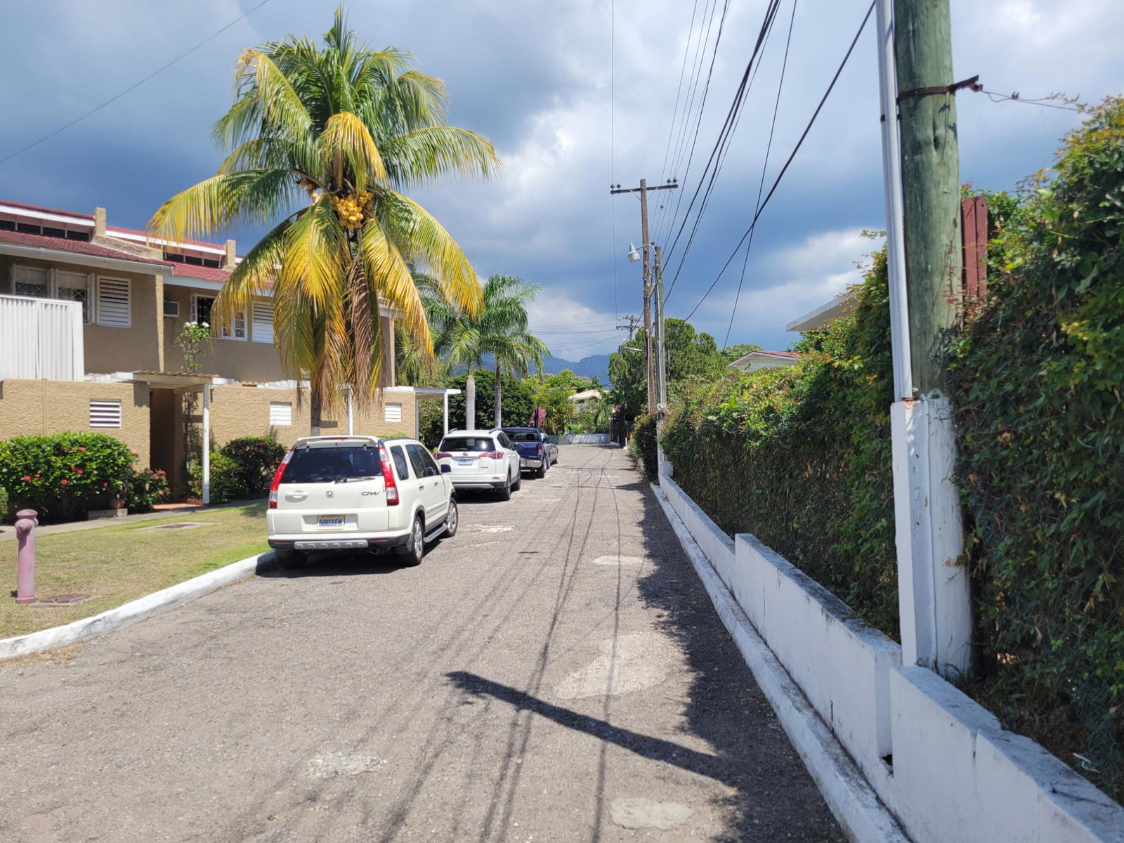 3-Bedroom-Apartment-for-Rent-in-St.-Andrew-19-Ottawa-Avenue Third image of 19 Ottawa Avenue in Kingston 6, St. Andrew, Jamaica - property is For Rent