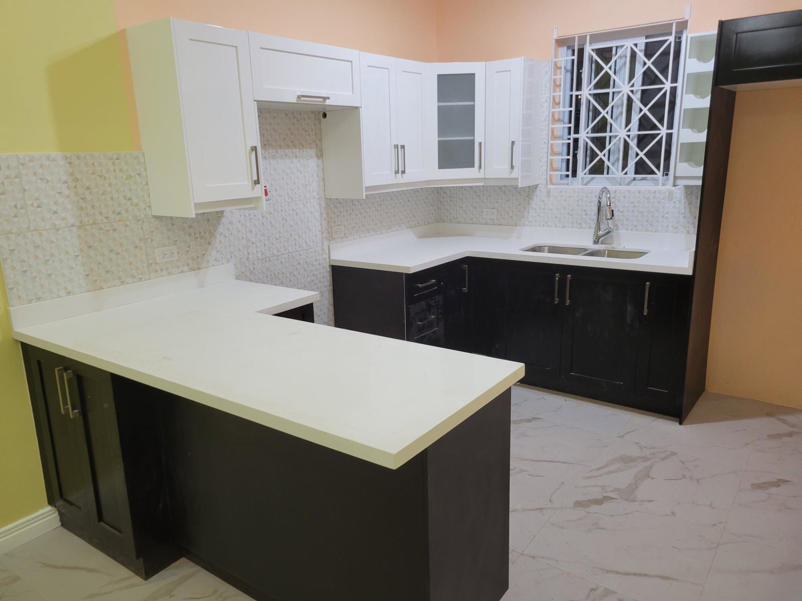3-Bedroom-Apartment-for-Rent-in-St.-Andrew-19-Ottawa-Avenue Ninth image of 19 Ottawa Avenue in Kingston 6, St. Andrew, Jamaica - property is For Rent