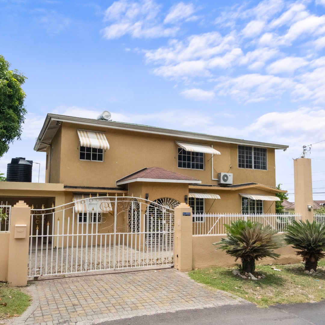 First image of 11 Welwyn Avenue in Kingston 6, St. Andrew, Jamaica - property is For Rent