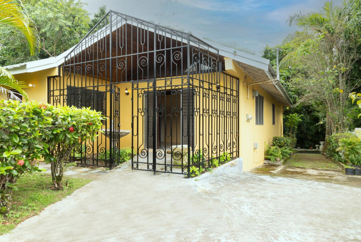 Second image of 4 Carmel Close in Kingston 8, St. Andrew, Jamaica - property is For Rent