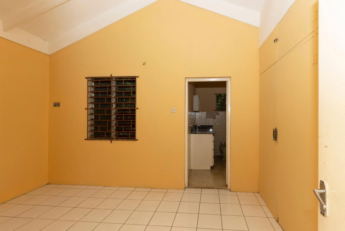 Fourteenth image of 4 Carmel Close in Kingston 8, St. Andrew, Jamaica - property is For Rent