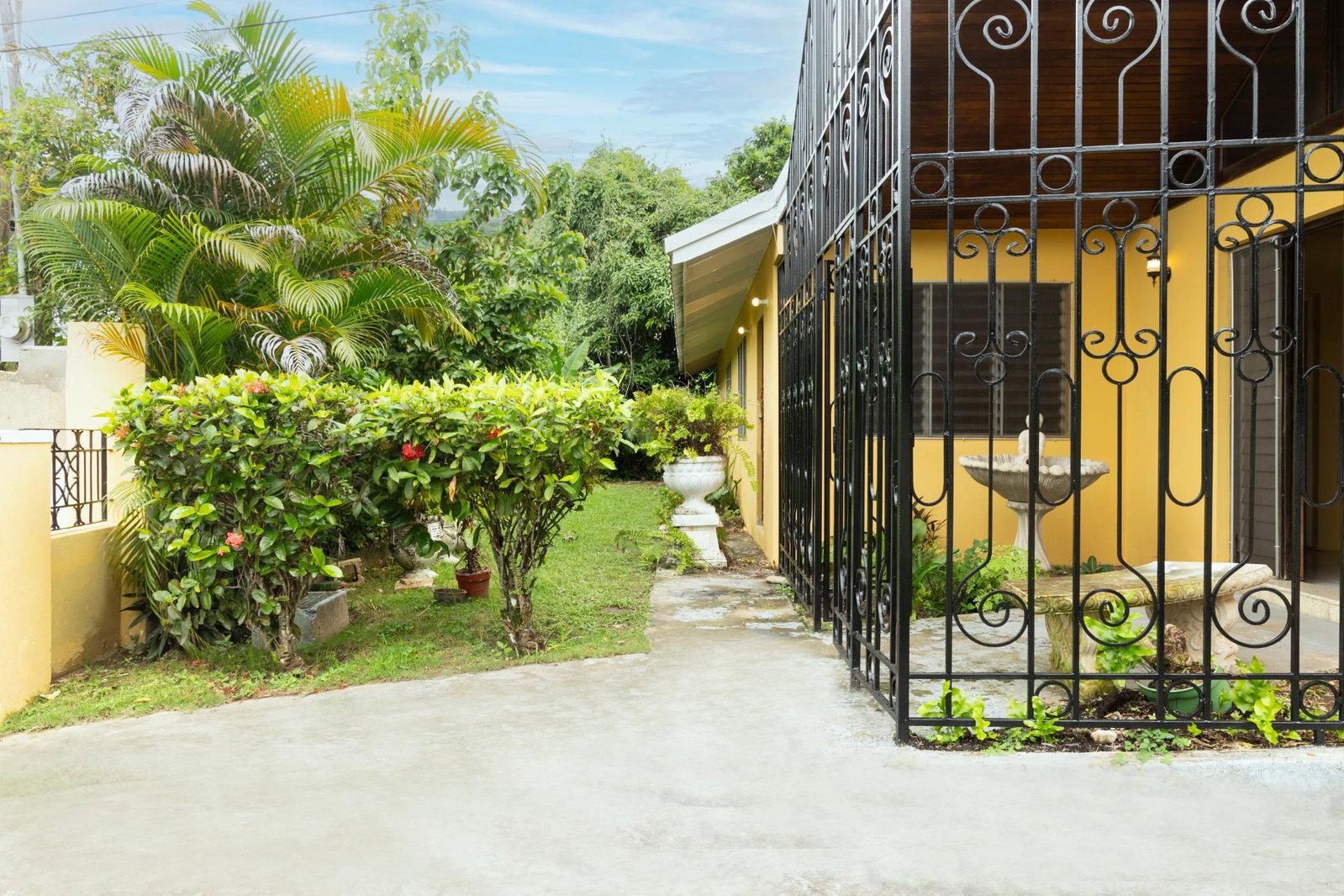 Third image of 4 Carmel Close in Kingston 8, St. Andrew, Jamaica - property is For Rent
