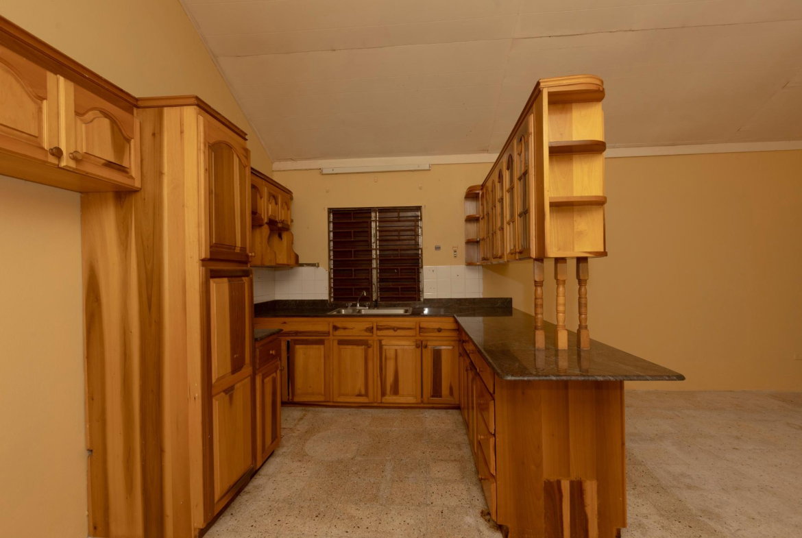 Ninth image of 4 Carmel Close in Kingston 8, St. Andrew, Jamaica - property is For Rent