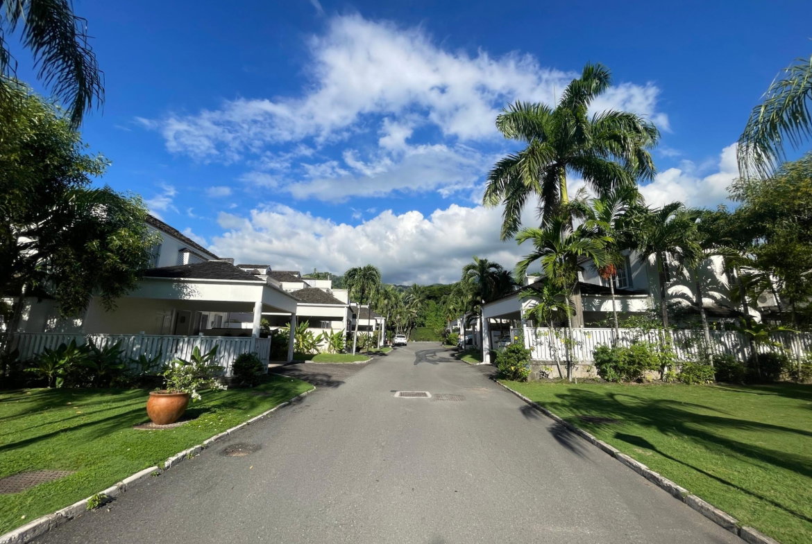 First image of 18-1a Norbrook Road in Norbrook, St. Andrew, Jamaica - property is For Rent