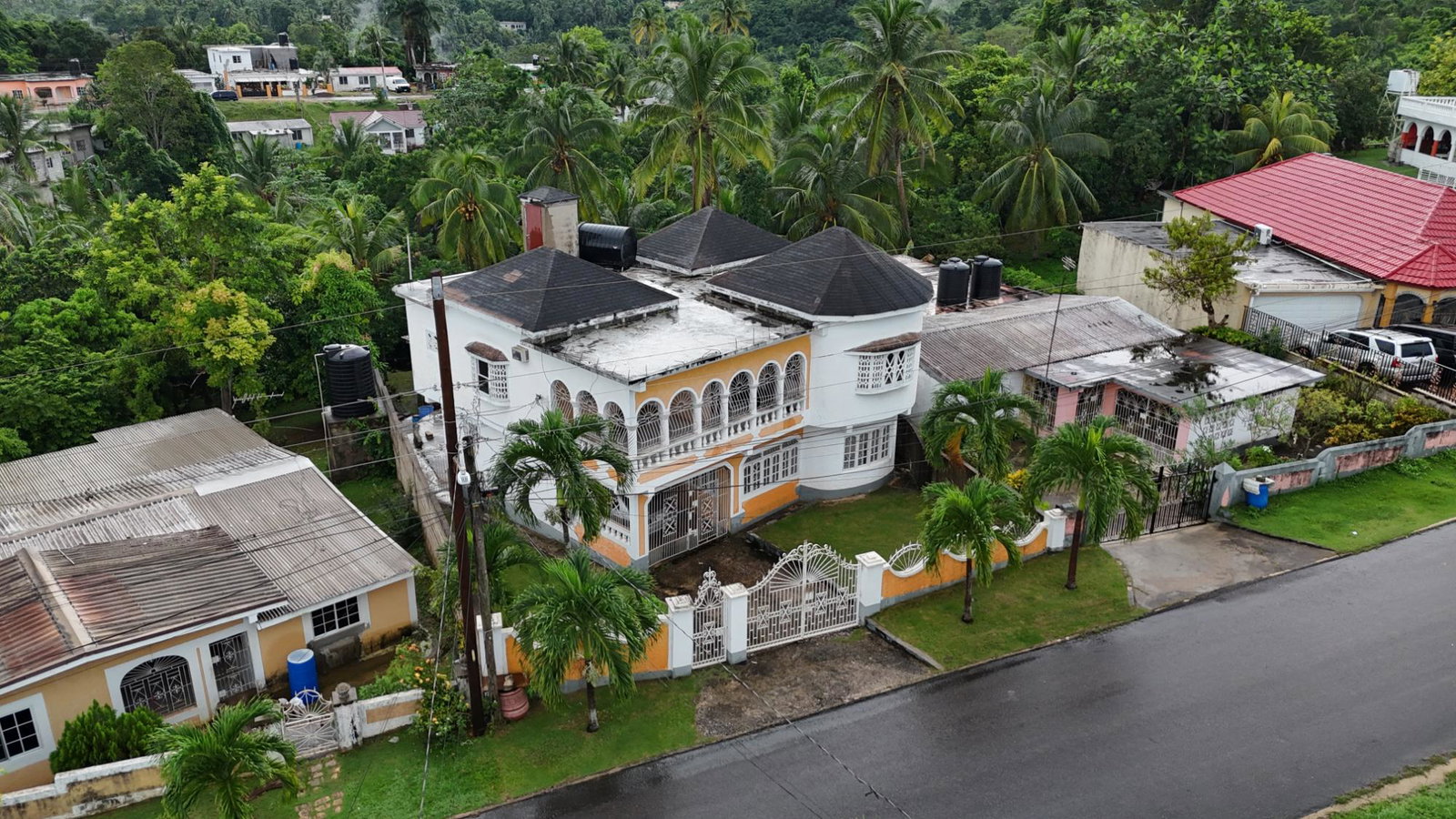 Fifth image of 102 Whitehouse Boulevard in Linstead, St. Catherine, Jamaica - property is For Sale