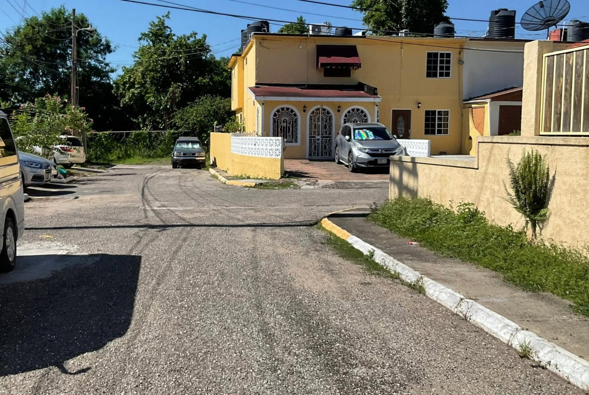 Fourteenth image of 16 16 Debbion Way, Earl Clos in Kingston 8, St. Andrew, Jamaica - property is For Sale
