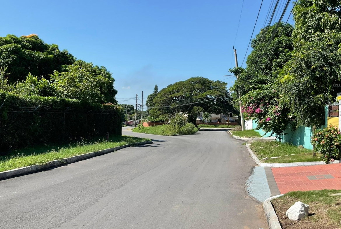 Eighteenth image of 16 16 Debbion Way, Earl Clos in Kingston 8, St. Andrew, Jamaica - property is For Sale