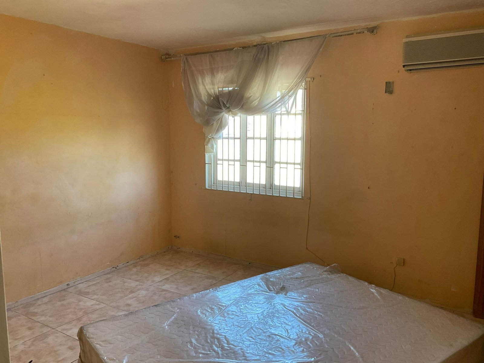 Ninth image of 16 16 Debbion Way, Earl Clos in Kingston 8, St. Andrew, Jamaica - property is For Sale